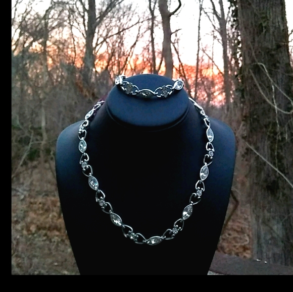 VINTAGE SWAROVSKI White Crystal Link Nklc&Bracelet - Picture 10 of 16